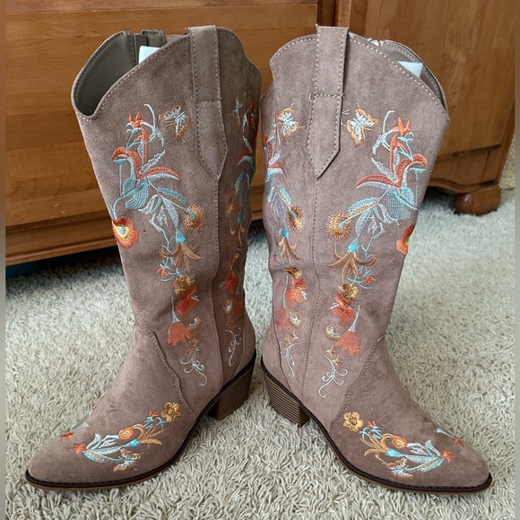 Taupe Suede Desert Bloom Embroidered Boots - Picture 3 of 5